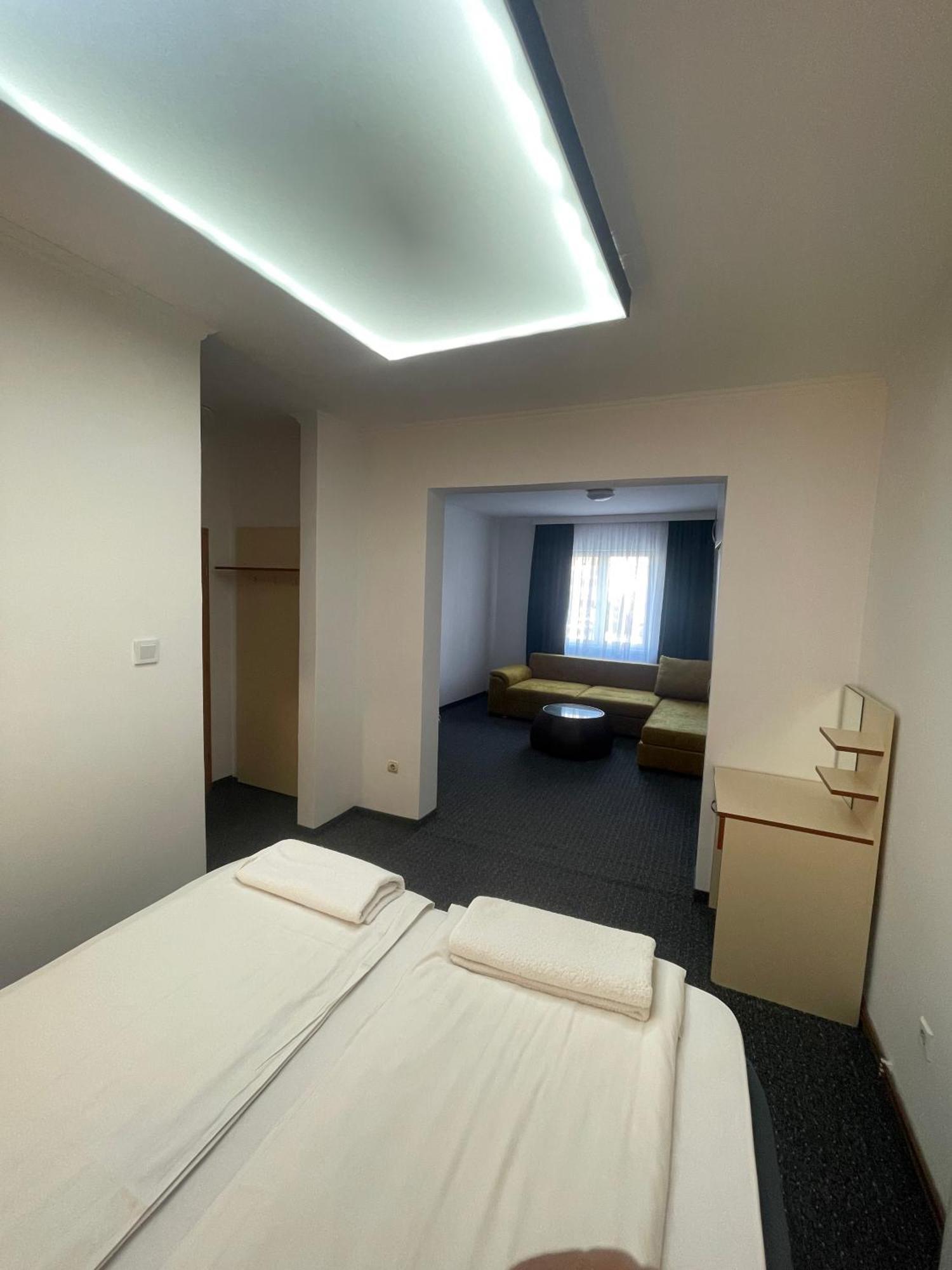 Hotel Ada - Otoka Сараево Экстерьер фото