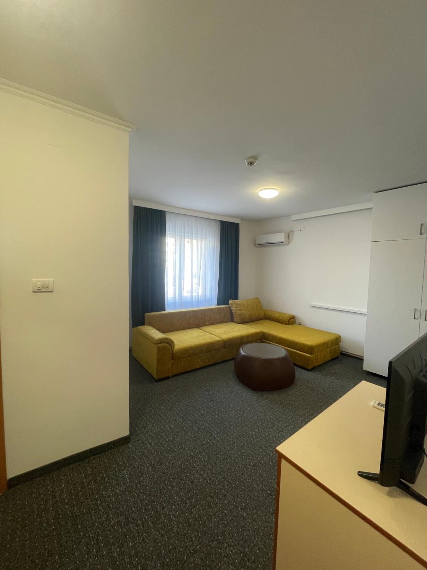 Hotel Ada - Otoka Сараево Экстерьер фото