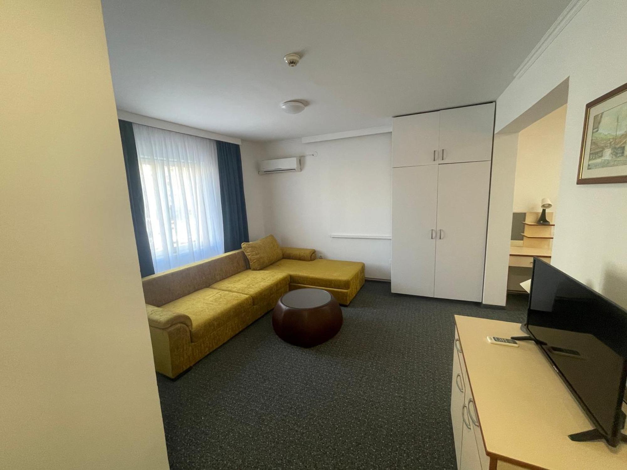 Hotel Ada - Otoka Сараево Экстерьер фото