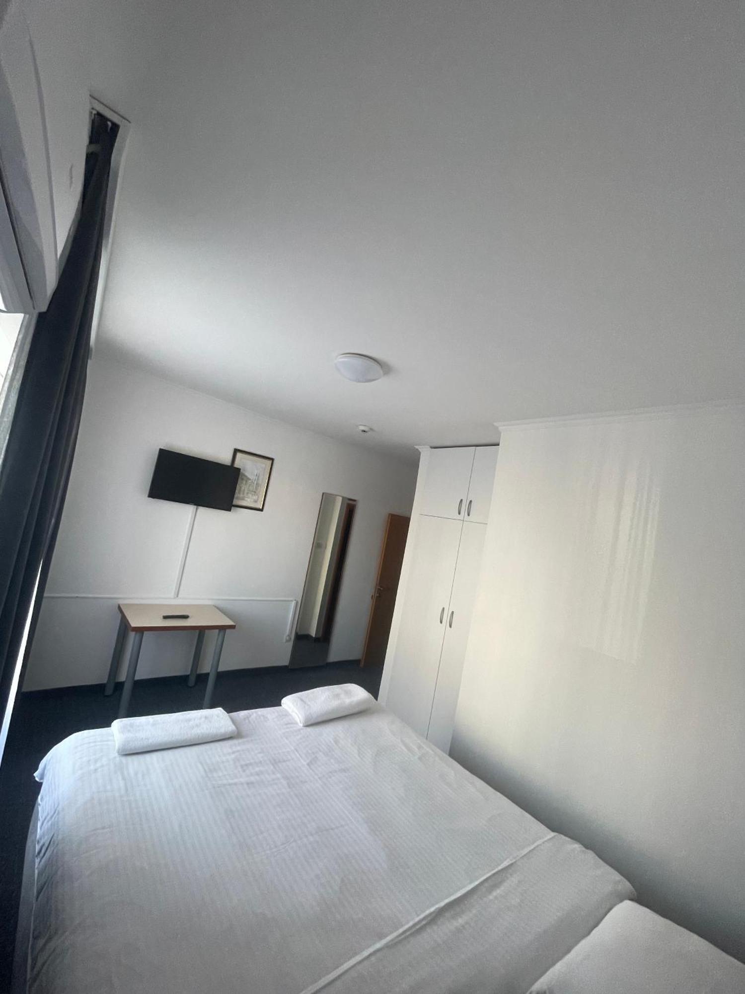 Hotel Ada - Otoka Сараево Экстерьер фото