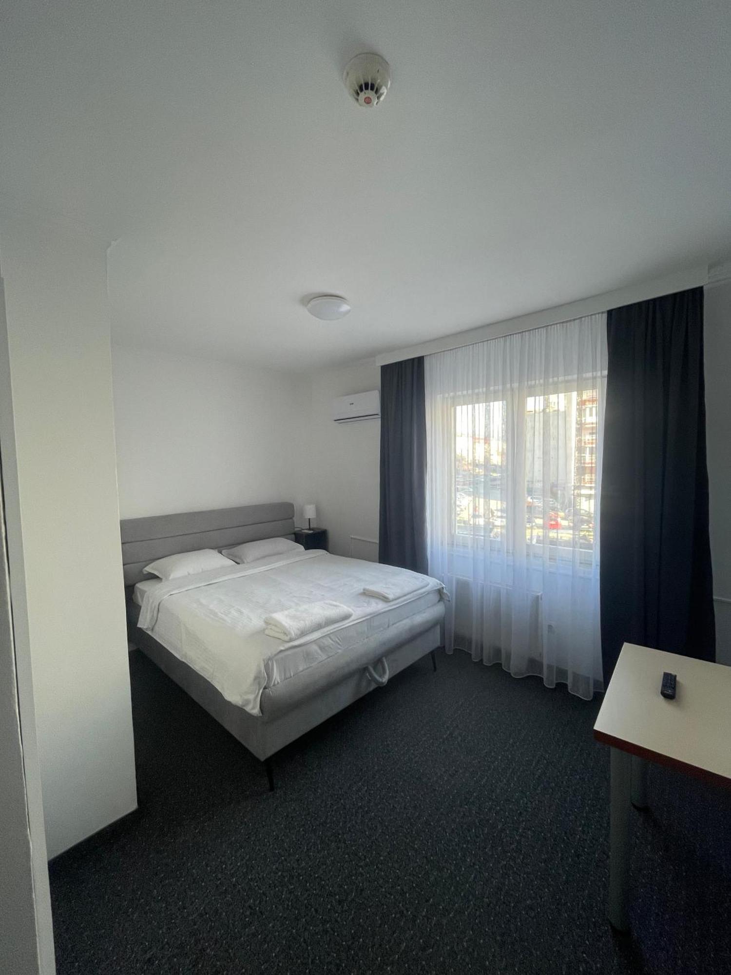 Hotel Ada - Otoka Сараево Экстерьер фото