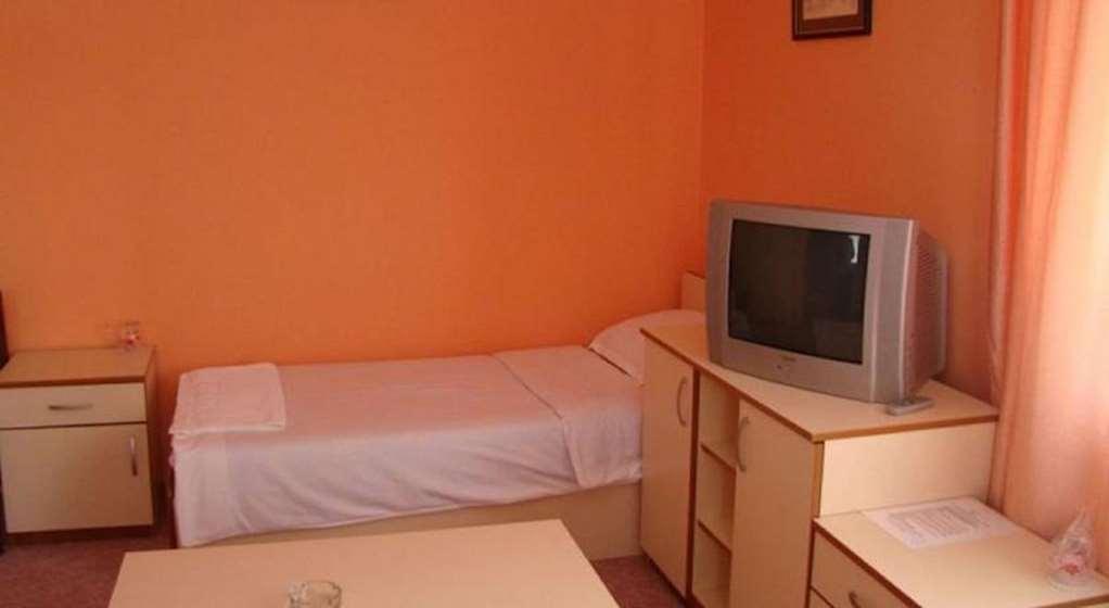 Hotel Ada - Otoka Сараево Номер фото
